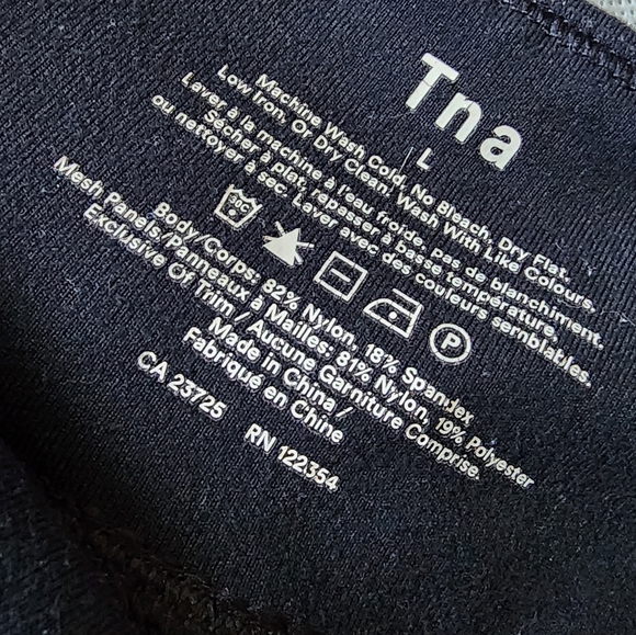 TNA leggings Size Large - Picture 3 of 9